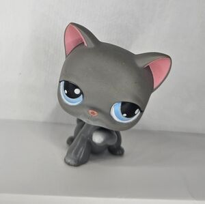 LITTLEST PET SHOP GREY CAT #74 BLUE EYES PAW UP KITTY LPS